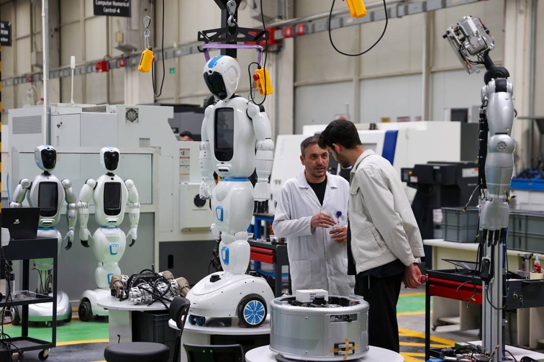 Konya'da insansı robotlar üretiliyor: Yakında vatandaşlara tanıtılacak 3
